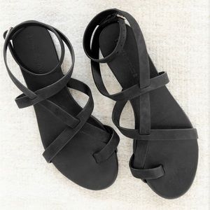 Jenni Kayne Oiled Leather Strappy Sandal NEW (Color Black, Size 39/9)